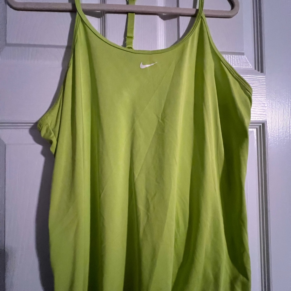 Nike Women's Green workout tank